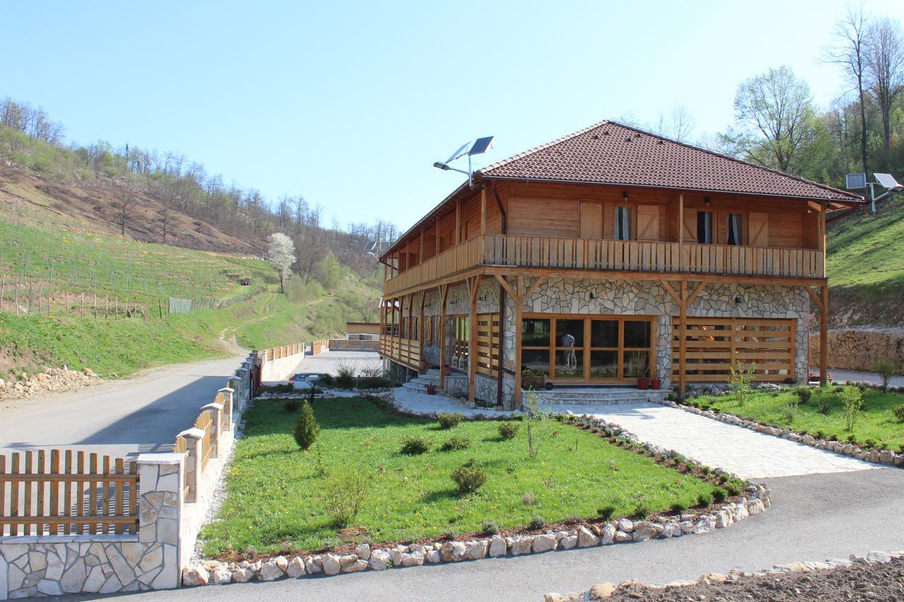 B&B Zlatna Nit Босанска-Крупа Экстерьер фото