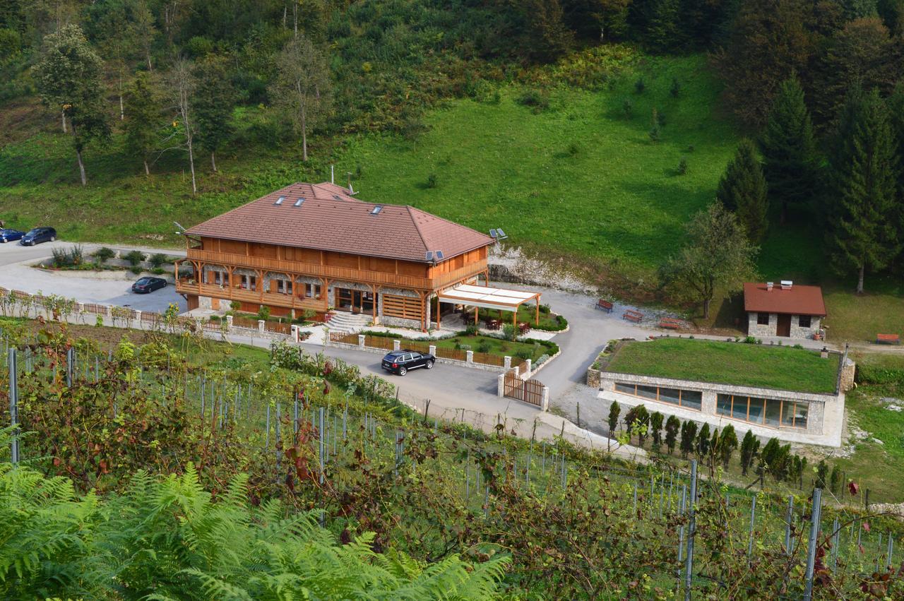 B&B Zlatna Nit Босанска-Крупа Экстерьер фото