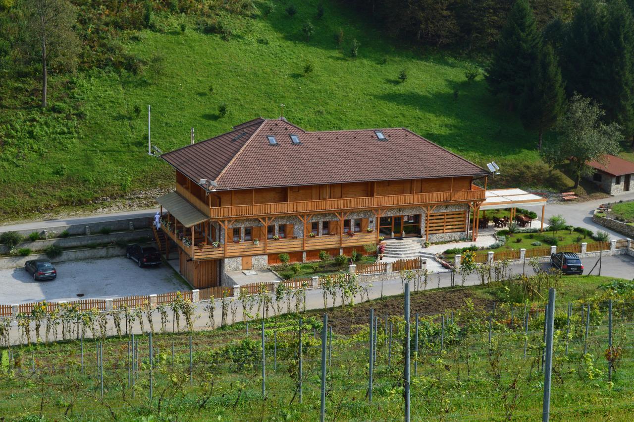 B&B Zlatna Nit Босанска-Крупа Экстерьер фото